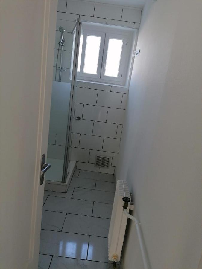 Sweet Appartment Avec Wifi Et Parking Clermont-Ferrand Esterno foto